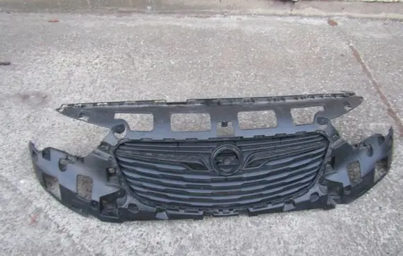 Opel Combo E Front bumper 9816859580