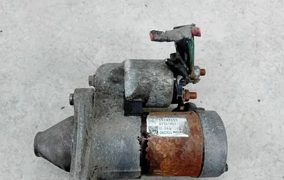 Fiat Grande Punto Starter motor 55193355