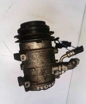 Mitsubishi Pajero Air conditioning (A/C) compressor (pump) 10S17C 447220-3657 S1-380438