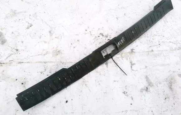 Ford Focus Other trunk/boot trim element 4M51N40320A 4M51-N40320-A