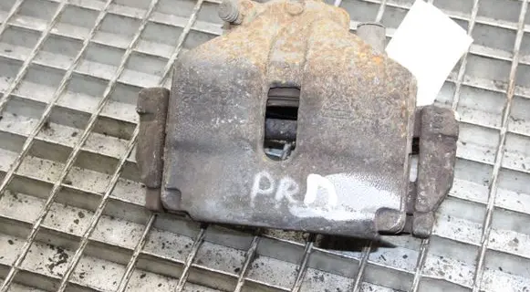 Volkswagen PASSAT B7 Front brake caliper