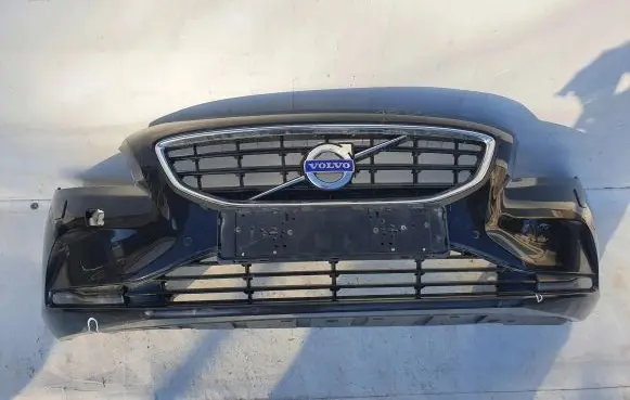 Volvo V40 Front bumper