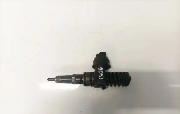Skoda Octavia Mk2 (1Z) Fuel injector 0414720215