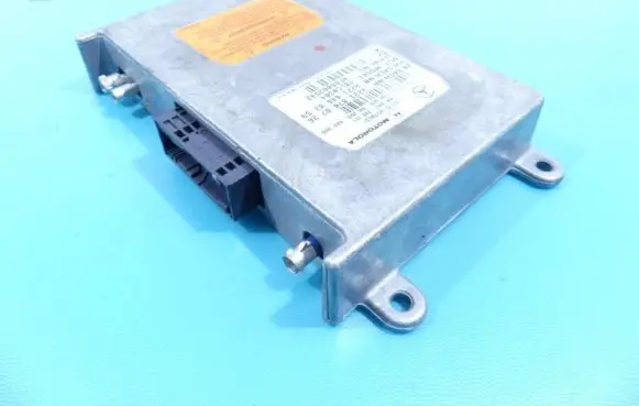 Mercedes-Benz R W251 Central body control module A2218708726 IMPRK1279760
