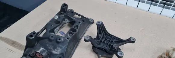 Audi A4 S4 B9 Gearbox mount 8W0399118C 8W0399262AE
