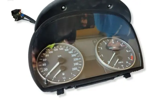 BMW 3 E90 E91 Speedometer (instrument cluster) 6964505