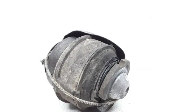 Engine mount bracket