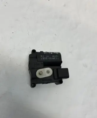 Toyota Corolla Verso AR10 Air flap motor/actuator 1138002051
