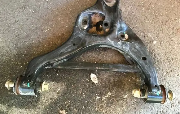Ford F150 Front lower control arm/wishbone L43042