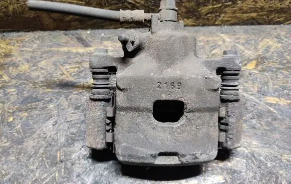 Suzuki Alto Front brake caliper 2169