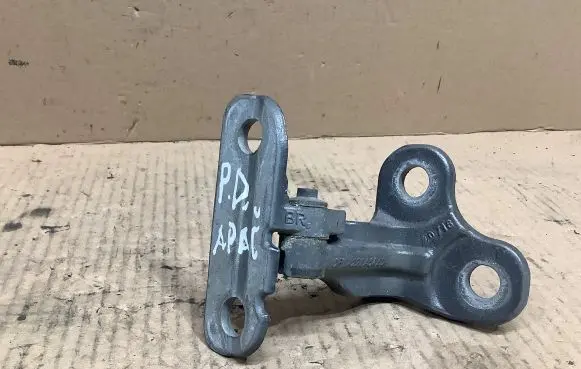 Jaguar XE Front door lower hinge CPLA228A64AD