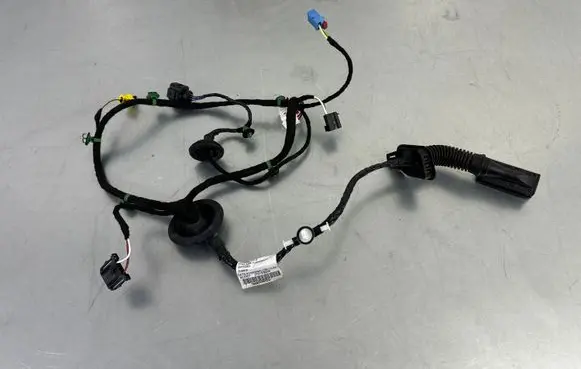 Volkswagen Touareg III Front door wiring loom 760971161D