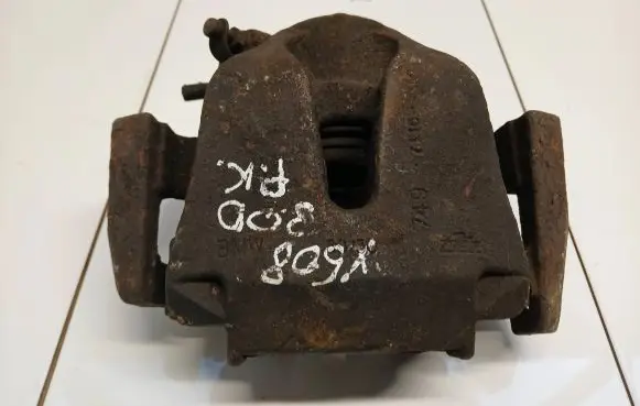 BMW X5 E70 Front brake caliper