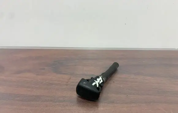 Subaru XV Windshield washer spray nozzle 