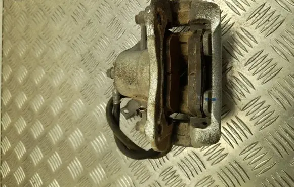 Hyundai i20 (GB IB) Front brake caliper BC140275