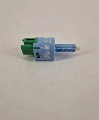 Mitsubishi Outlander Brake pedal sensor switch F80CS53