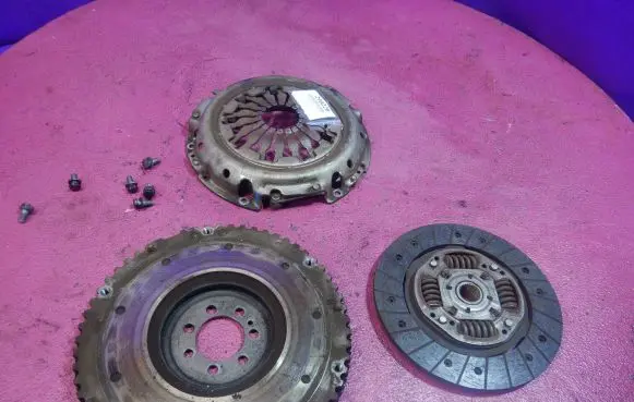 Renault Fluence Clutch set kit