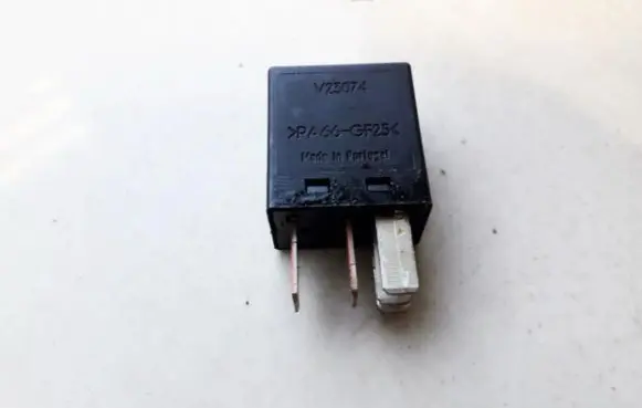 Ford Galaxy Other relay 7M0951253C 95VW10K705EA
