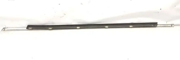 BMW 3 E30 Front door glass trim molding 