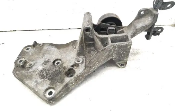 Generator/alternator bracket