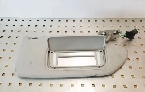 Volvo XC70 Sun visor