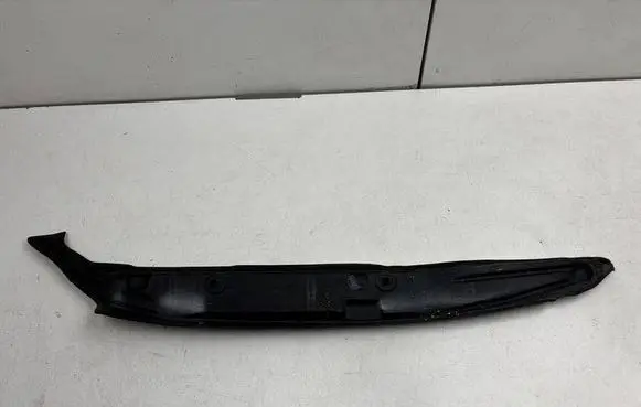 Fender end trim
