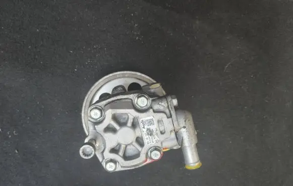 Audi A5 8T 8F Power steering pump 8k0145153f