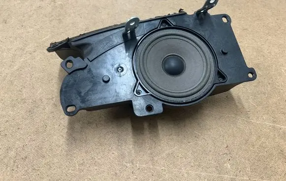 BMW 3 E46 Parcel shelf speaker 65136908383 6908383 4213147