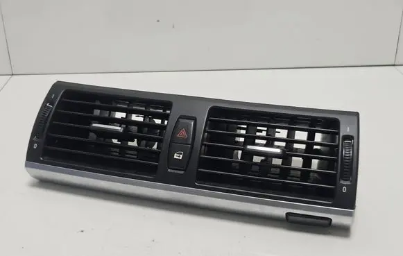 BMW X5M E70 Dash center air vent grill 9210705 9220101