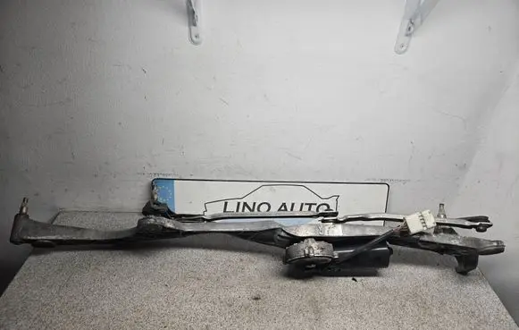 BMW 7 E38 Front wiper linkage and motor 61618352888