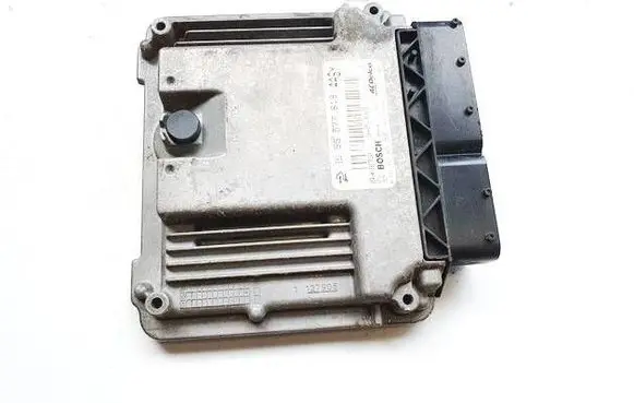 Opel Insignia A Engine control unit/module 0281017453