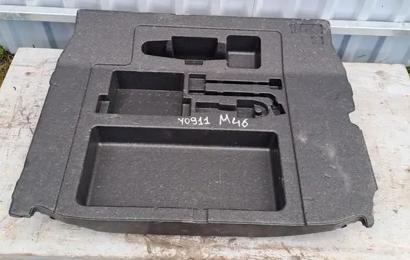Mazda CX-30 Tool box DFR5688MXA