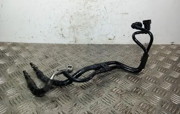 KIA Sorento Fuel line pipe 314552F620