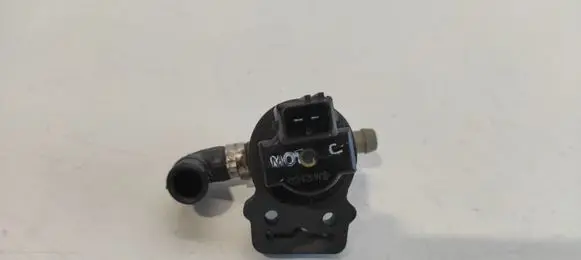 Mercedes-Benz C W203 Turbo solenoid valve 0004701893 02T310