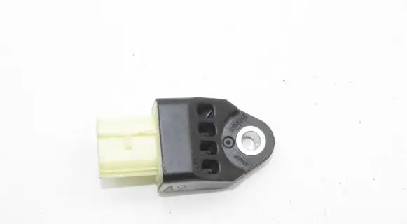 Lexus CT 200H Airbag deployment crash/impact sensor 8983175010