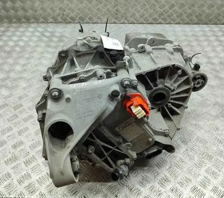 Tesla Model 3 Engine 108569320F 109533700D