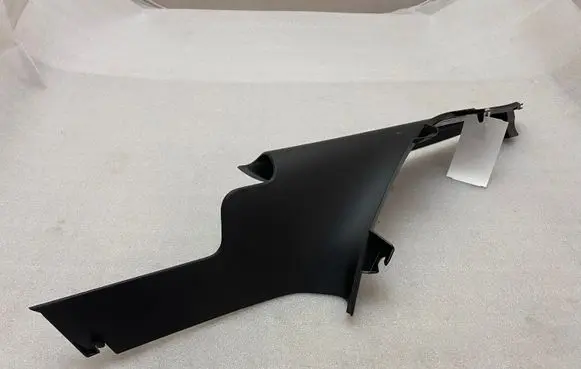 BMW X4 G02 (D)pillar trim (top) 7424536