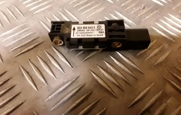 Audi A4 S4 B6 8E 8H Airbag deployment crash/impact sensor 8E0959643E