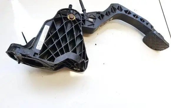 Volkswagen Golf VI Clutch pedal 1k1721059ch