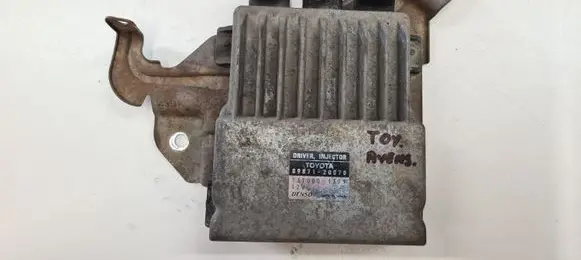 Toyota Avensis T250 Fuel injection control unit/module 8987120070 1310001371