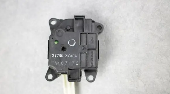 Nissan Note (E12) Air flap motor/actuator 277303VA0A