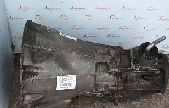 Jeep Cherokee IV KK Manual 6 speed gearbox P52104704AE