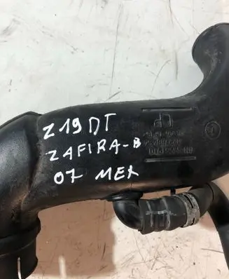 Opel Zafira B Intercooler hose/pipe 55561910 329788454 32978845