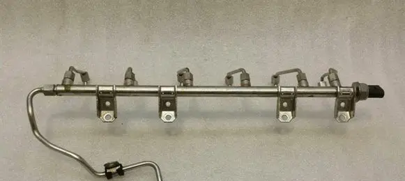 BMW 6 E63 E64 Fuel main line pipe 7535897