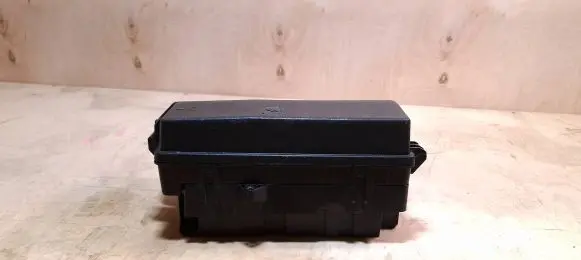 Chevrolet Camaro Fuse box set 22760635 041072734