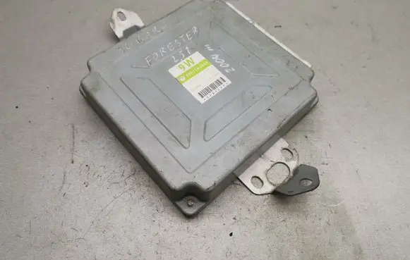 Subaru Forester SG Engine control unit/module 22611AJ562 1122008454
