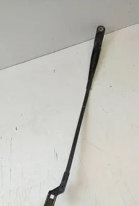 Peugeot 3008 I Front wiper blade arm 9683098980