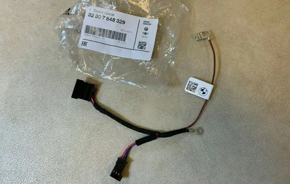 BMW 5 GT F07 Airbag squib ring wiring 32307848329