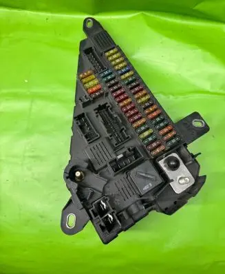 BMW 5 E60 E61 Fuse box set 518956024 6906618