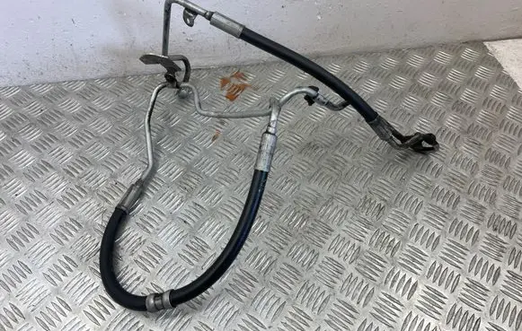 Power steering hose/pipe/line